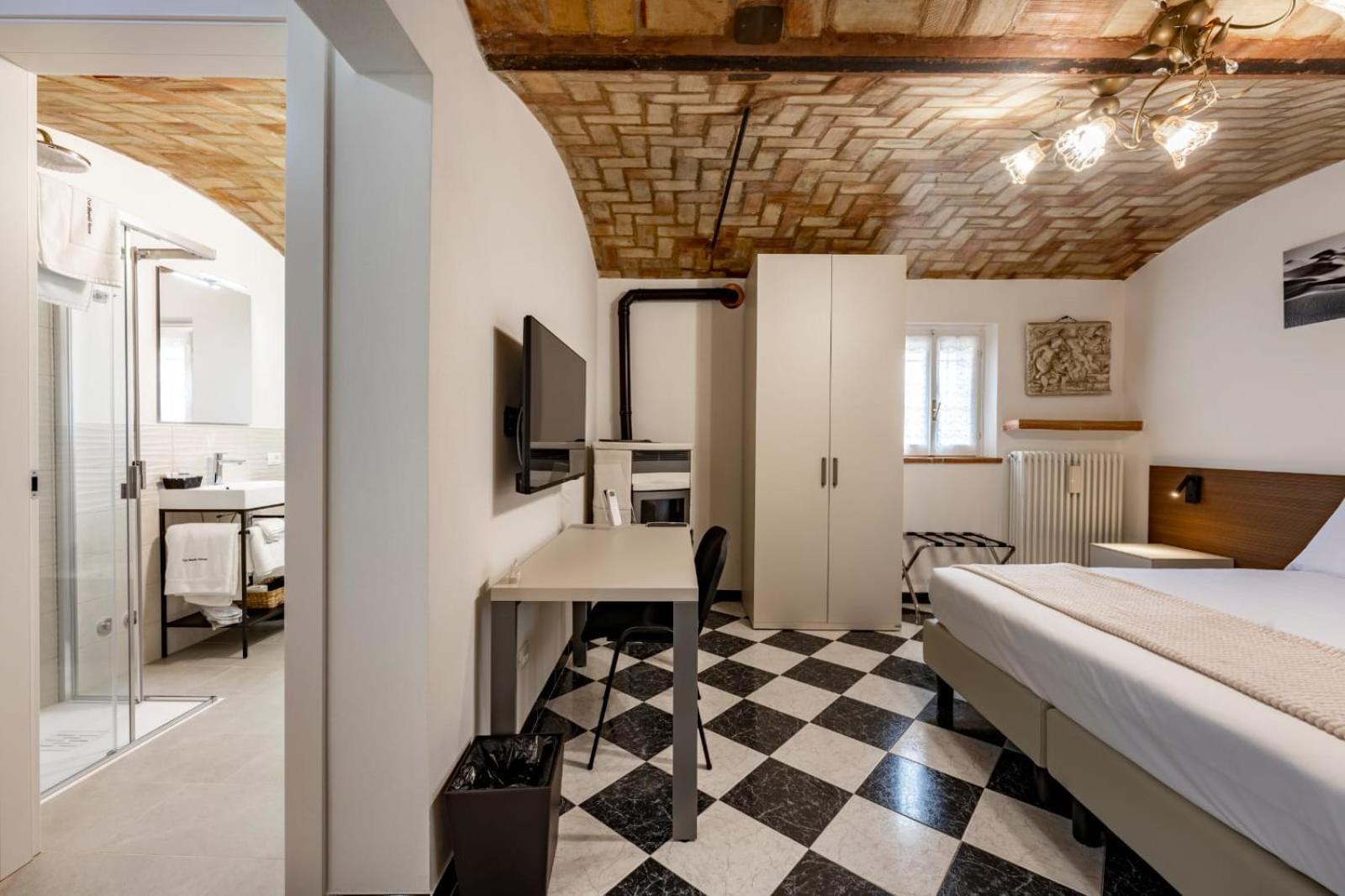 Due Maesta Home Reggio Emilia Exterior photo